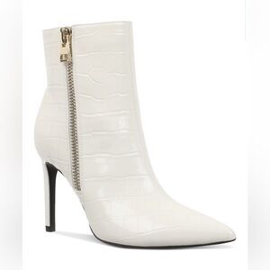 Elegant White Croc-Embossed Women's Boots